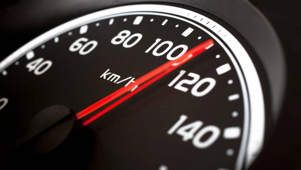 Как да измерим реалната скорост на автомобила ни?